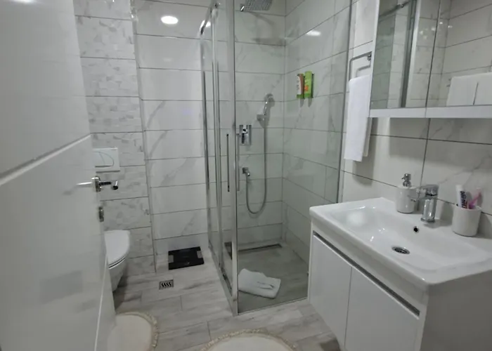 Lägenhet Tri Kralja 4 Banja Koviljača